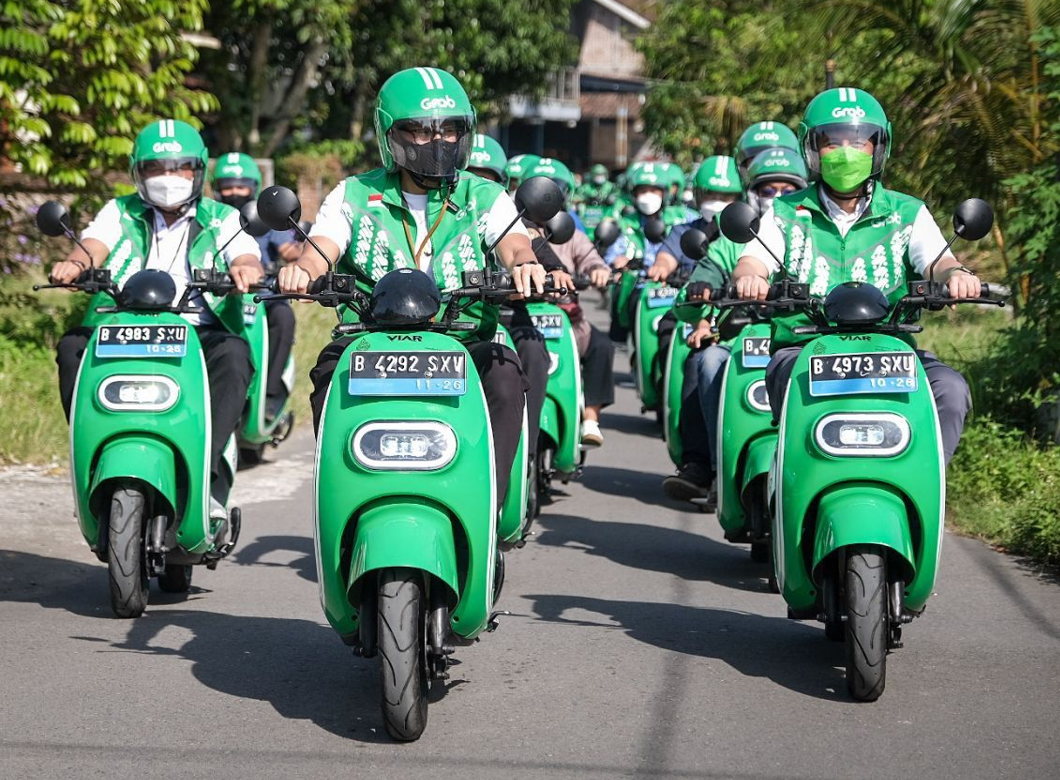 Ojek Online Bisa Kredit Motor Listrik Tanpa Adanya DP di Program GOTION dan ECGO