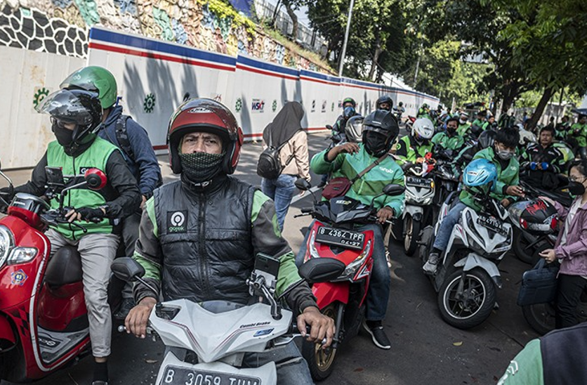 Driver Ojek Online Bisa Tambah Cuan Jadi Teknisi Aki Mobil, Begini Caranya